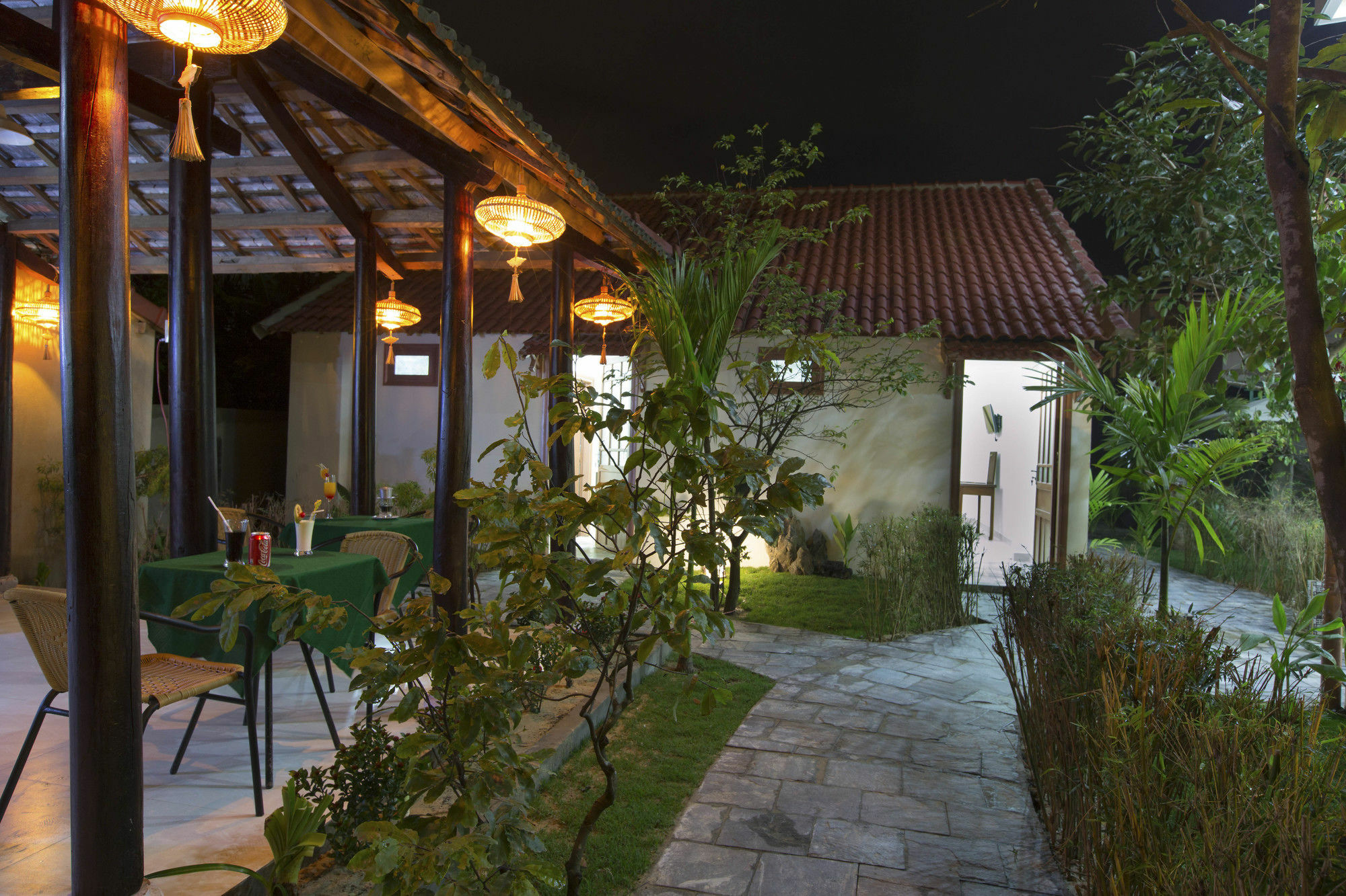 Herbal Tea Homestay Хойан Экстерьер фото